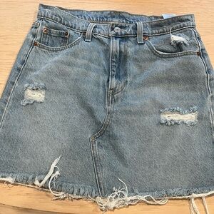 Levi’s denim skirt